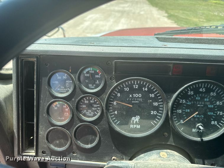 image for item ER2140 1998 Mack CH613 dump truck