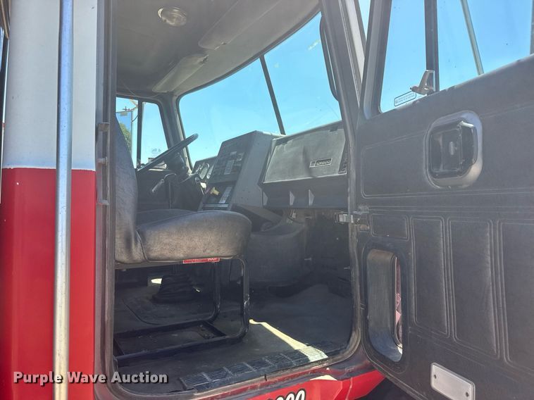 image for item ER2140 1998 Mack CH613 dump truck