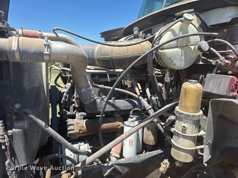 image for item ER2140 1998 Mack CH613 dump truck