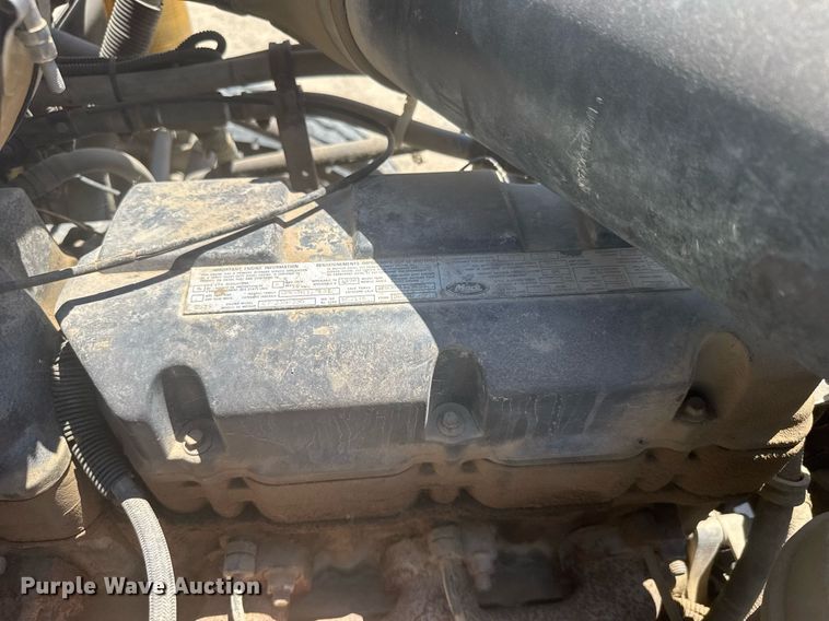 image for item ER2140 1998 Mack CH613 dump truck