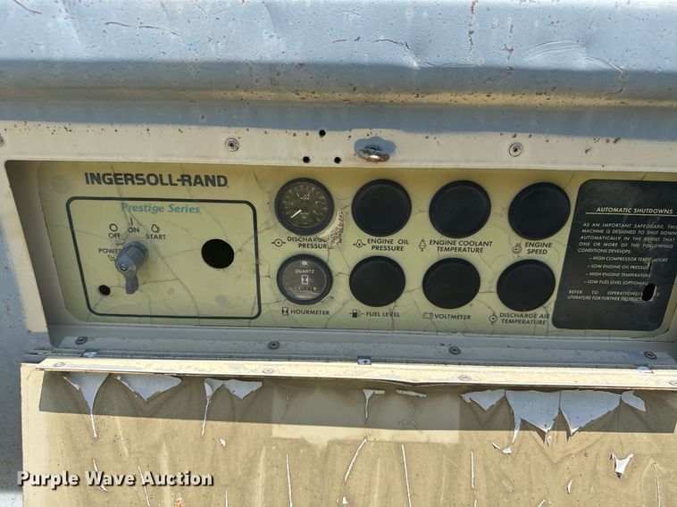 image for item ER2141 1995 Ingersoll-Rand P185WJD air compressor