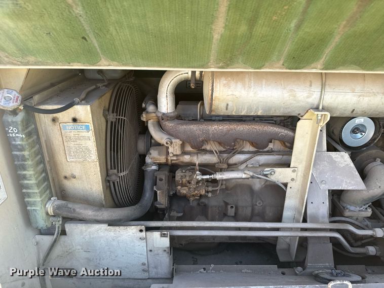 image for item ER2141 1995 Ingersoll-Rand P185WJD air compressor