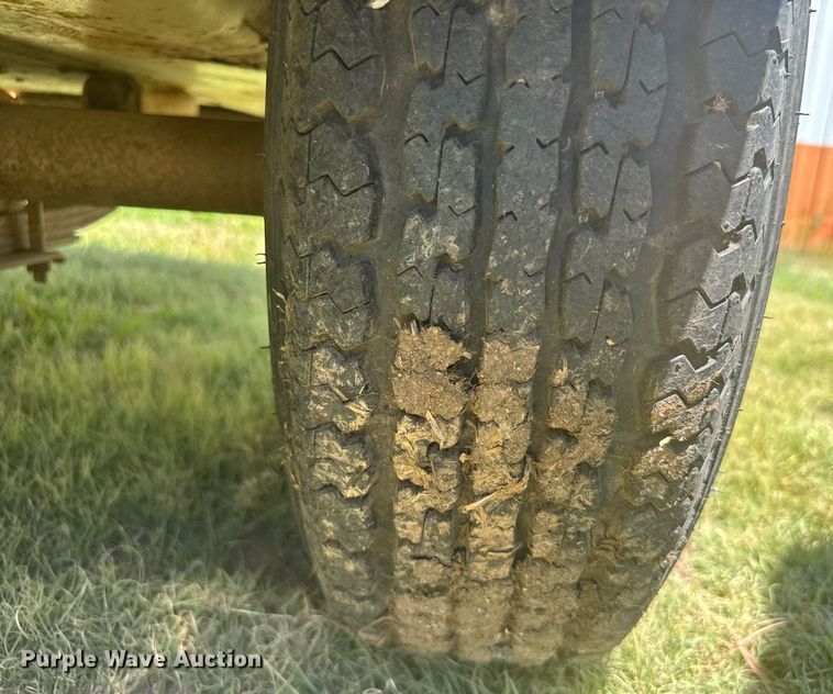 image for item ER2141 1995 Ingersoll-Rand P185WJD air compressor