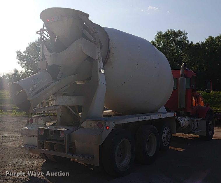 image for item ER2152 2001 Kenworth T800 ready mix truck