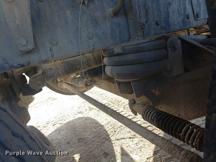 image for item ER2152 2001 Kenworth T800 ready mix truck