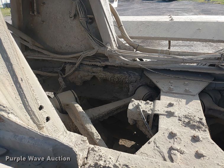 image for item ER2152 2001 Kenworth T800 ready mix truck