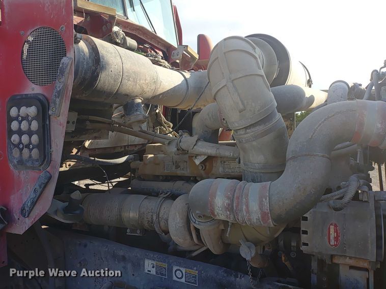 image for item ER2152 2001 Kenworth T800 ready mix truck