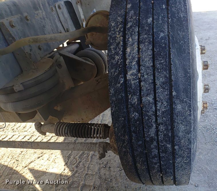 image for item ER2152 2001 Kenworth T800 ready mix truck