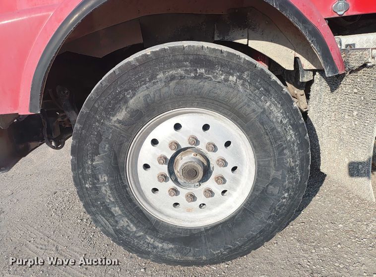 image for item ER2152 2001 Kenworth T800 ready mix truck