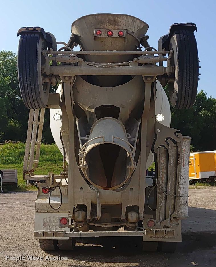 image for item ER2154 2003 Kenworth W900 ready mix truck