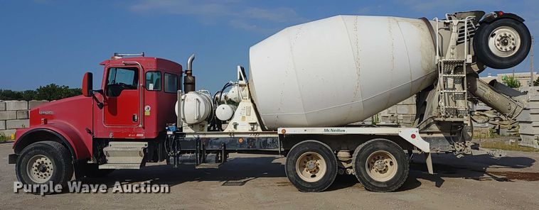 image for item ER2154 2003 Kenworth W900 ready mix truck