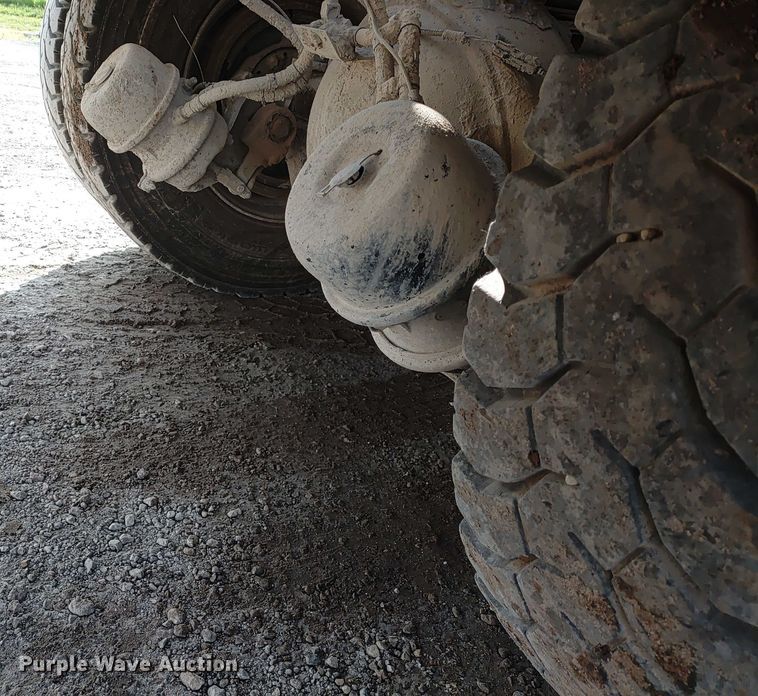 image for item ER2154 2003 Kenworth W900 ready mix truck