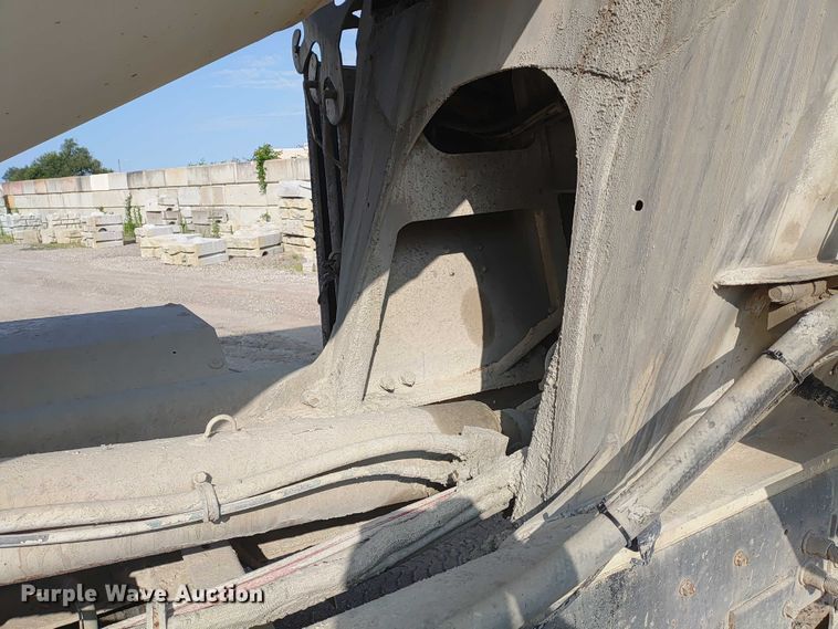 image for item ER2154 2003 Kenworth W900 ready mix truck