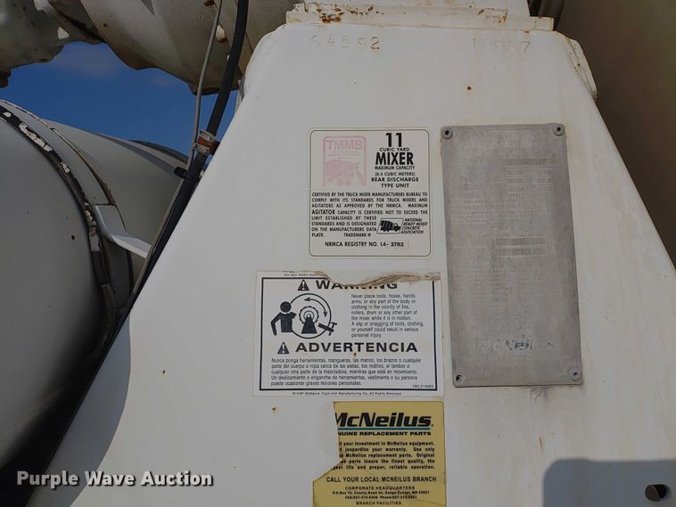 image for item ER2154 2003 Kenworth W900 ready mix truck