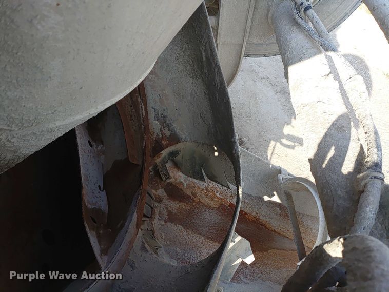 image for item ER2154 2003 Kenworth W900 ready mix truck