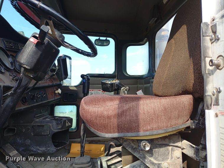 image for item ER2154 2003 Kenworth W900 ready mix truck