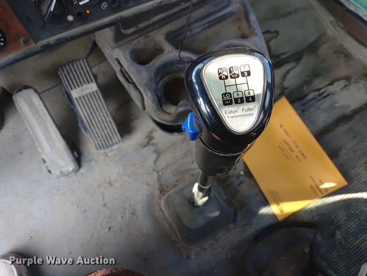 image for item ER2154 2003 Kenworth W900 ready mix truck