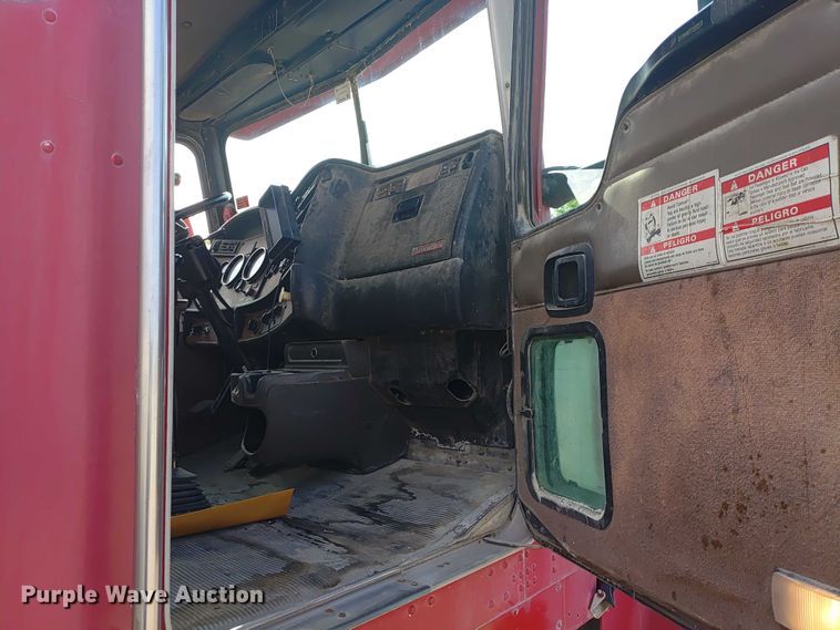 image for item ER2154 2003 Kenworth W900 ready mix truck