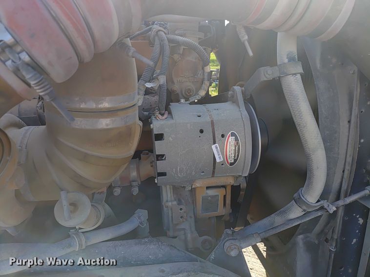 image for item ER2154 2003 Kenworth W900 ready mix truck