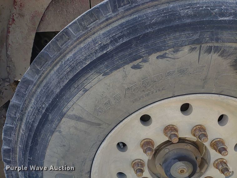 image for item ER2154 2003 Kenworth W900 ready mix truck