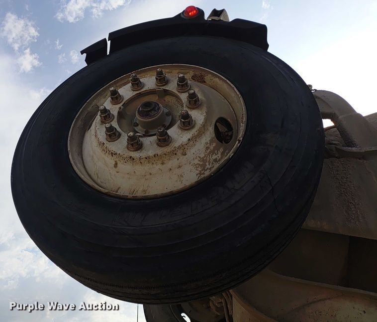 image for item ER2154 2003 Kenworth W900 ready mix truck