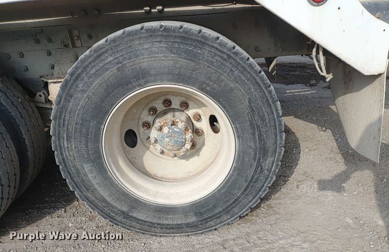 image for item ER2154 2003 Kenworth W900 ready mix truck