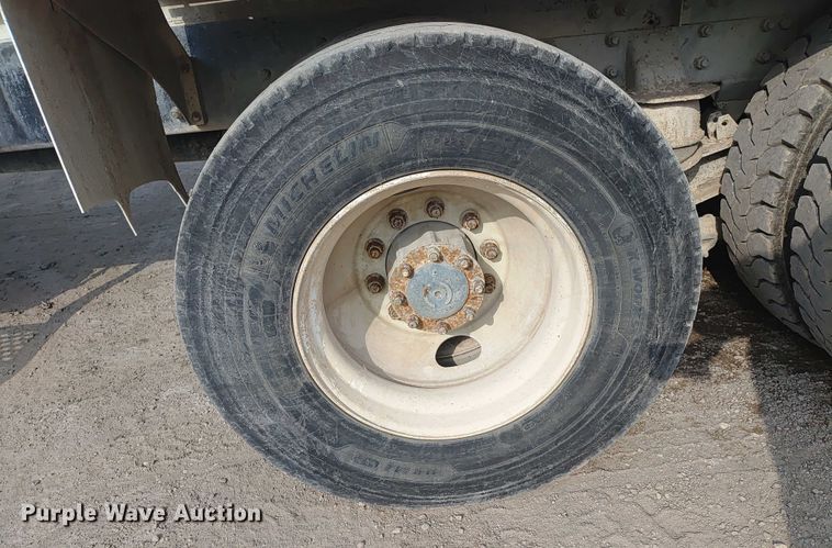 image for item ER2154 2003 Kenworth W900 ready mix truck