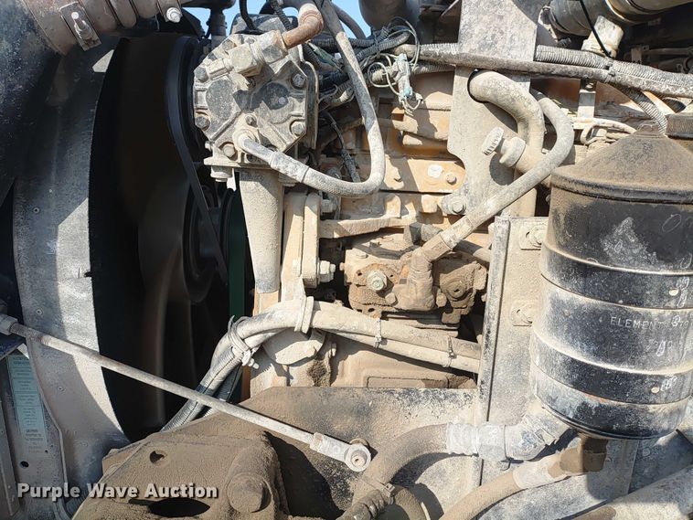 image for item ER2155 2001 Kenworth T800 ready mix truck