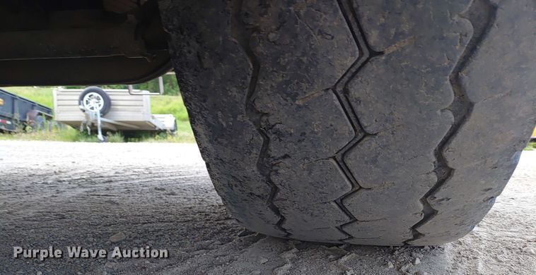 image for item ER2155 2001 Kenworth T800 ready mix truck