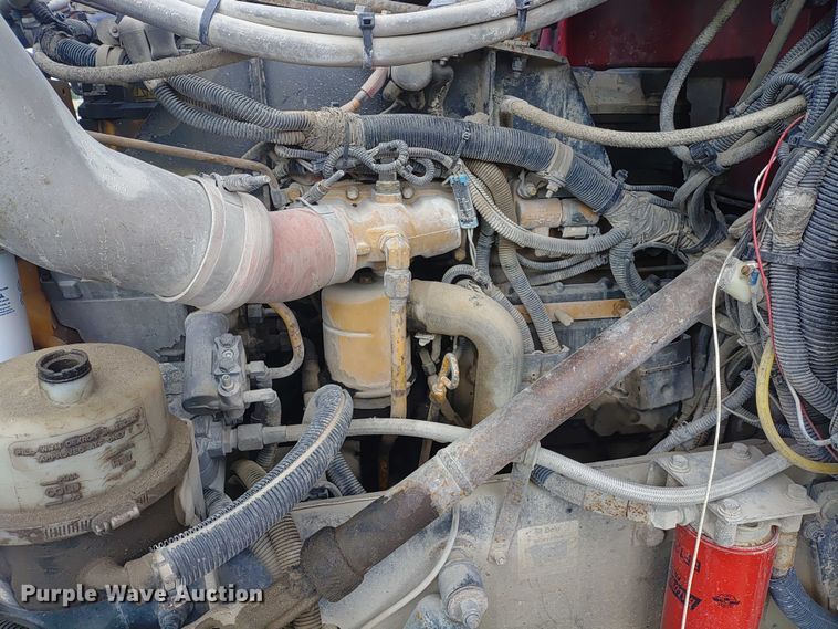 image for item ER2156 2004 Peterbilt 357 ready mix truck