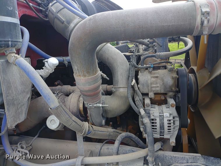 image for item ER2156 2004 Peterbilt 357 ready mix truck