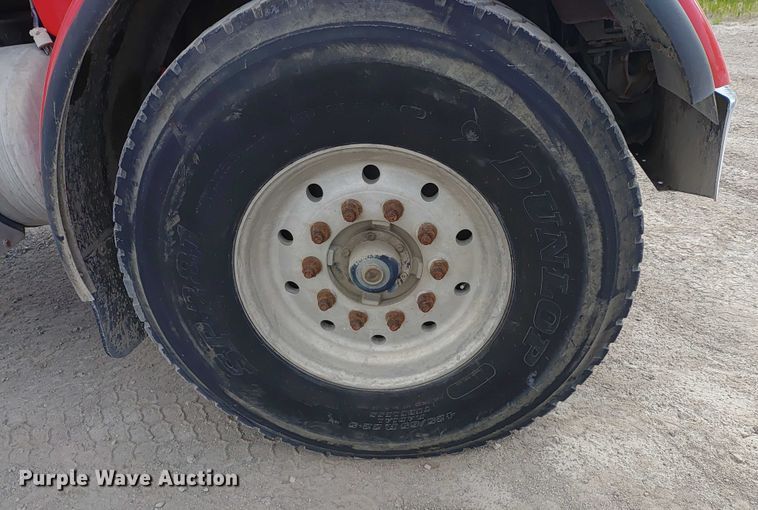 image for item ER2156 2004 Peterbilt 357 ready mix truck