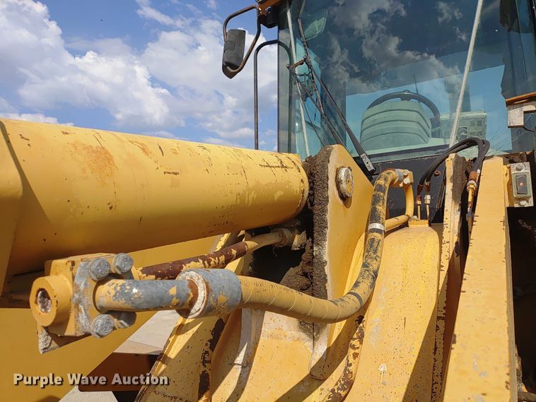 image for item ER2157 2001 Caterpillar 938G wheel loader