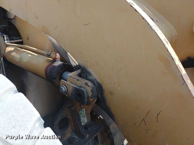 image for item ER2157 2001 Caterpillar 938G wheel loader