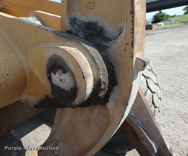 image for item ER2157 2001 Caterpillar 938G wheel loader