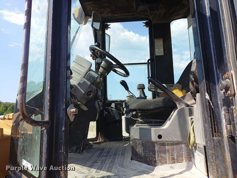 image for item ER2157 2001 Caterpillar 938G wheel loader