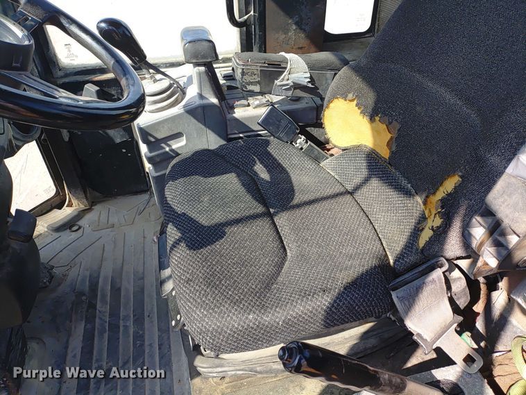 image for item ER2157 2001 Caterpillar 938G wheel loader