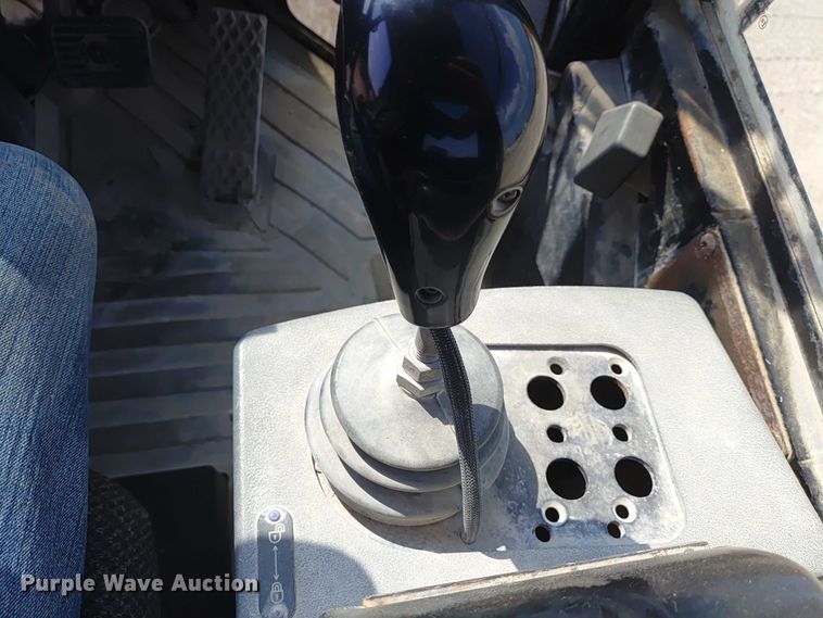 image for item ER2157 2001 Caterpillar 938G wheel loader