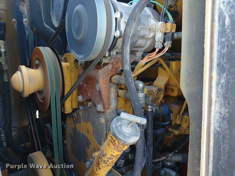 image for item ER2157 2001 Caterpillar 938G wheel loader