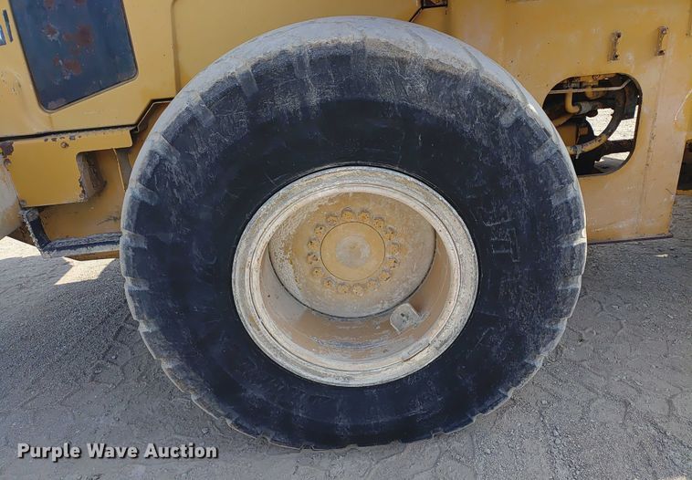 image for item ER2157 2001 Caterpillar 938G wheel loader