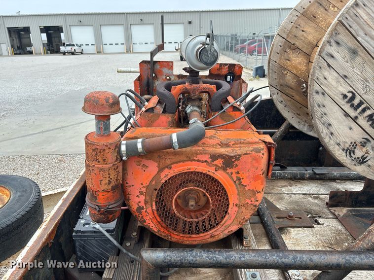 image for item ET8003 1992 Comb  reel trailer