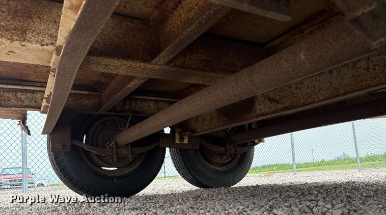 image for item ET8004 1997 Hers 14C  pole trailer