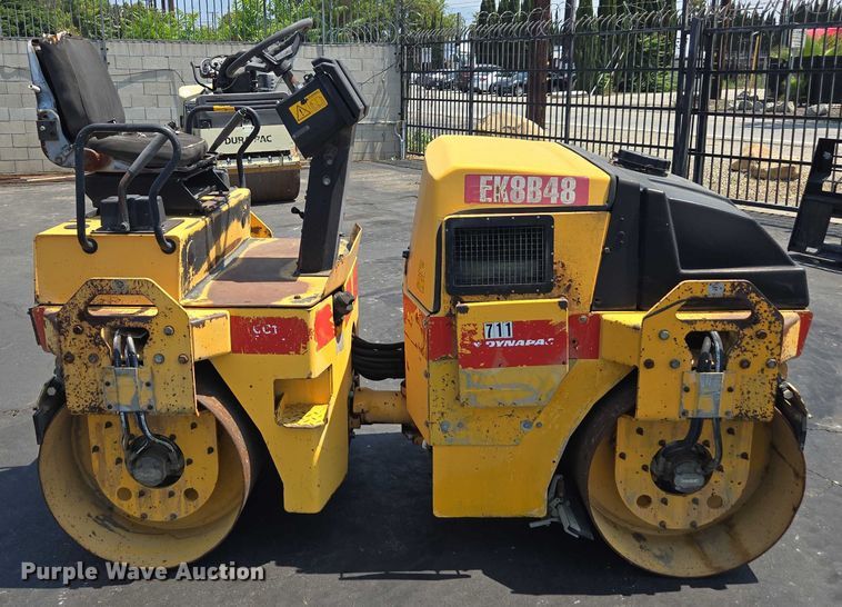 COMPACTADOR 1999 DYNAPAC CC122