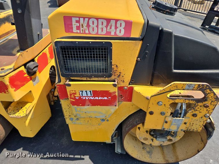 image for item FB9425 1999 Dynapac CC122 double drum vibratory roller