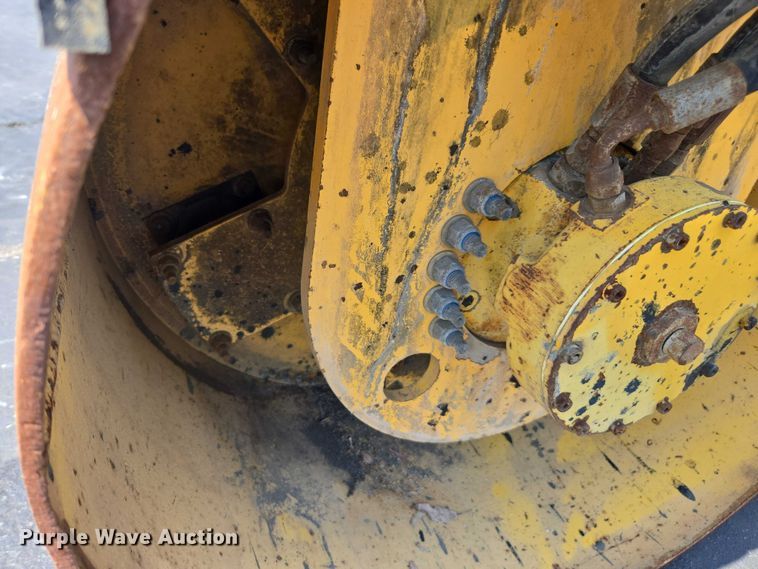 image for item FB9425 1999 Dynapac CC122 double drum vibratory roller