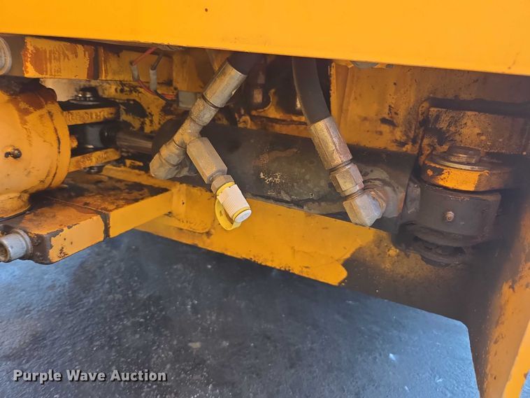 image for item FB9425 1999 Dynapac CC122 double drum vibratory roller