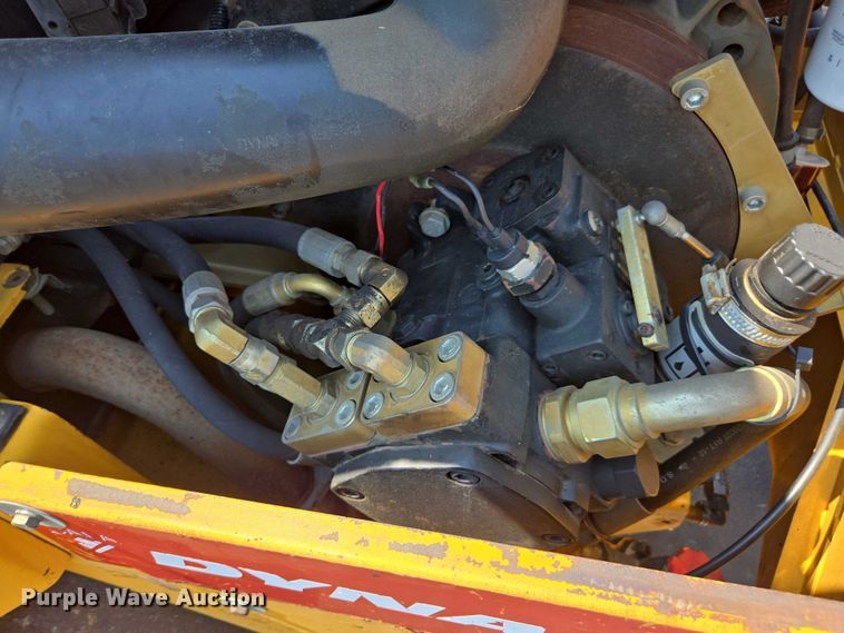 image for item FB9425 1999 Dynapac CC122 double drum vibratory roller