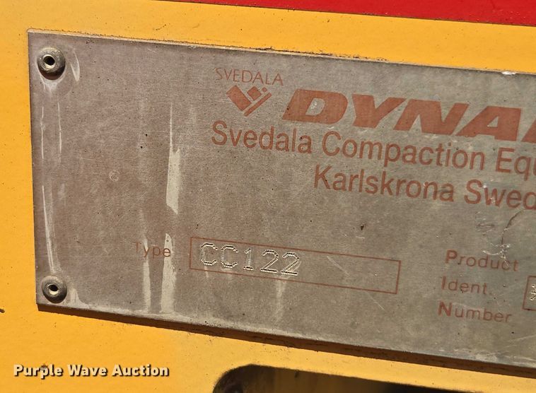 image for item FB9425 1999 Dynapac CC122 double drum vibratory roller