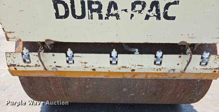 image for item FB9426 2002 Ingersoll-Rand DD-24 double drum vibratory roller