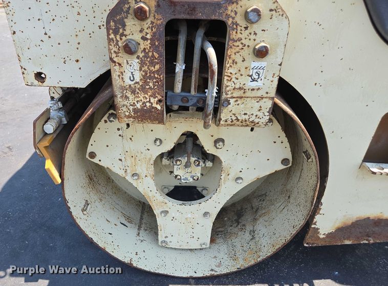 image for item FB9426 2002 Ingersoll-Rand DD-24 double drum vibratory roller
